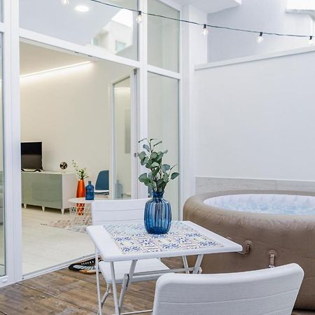 Spa & Relax Aesthetic Apartment 50M Dal Mare Monopoli Exterior photo